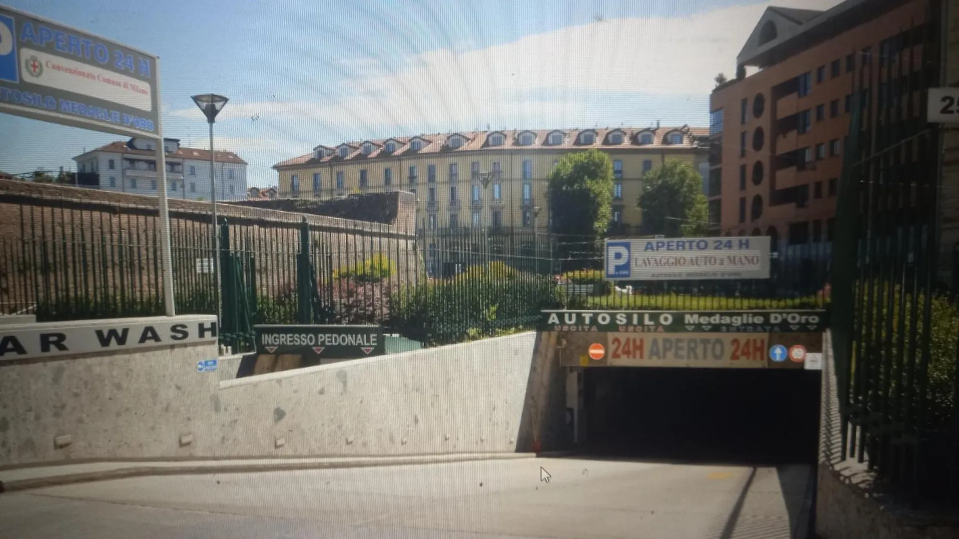 Home Suite Home With Free Parking - Parcheggio Gratuito Porta Romana Suite Newly 2 Bedrooms Apartment With 2 Bathrooms Subway Metro 3 Stops To Duomo Mediolan 0*,  Włochy